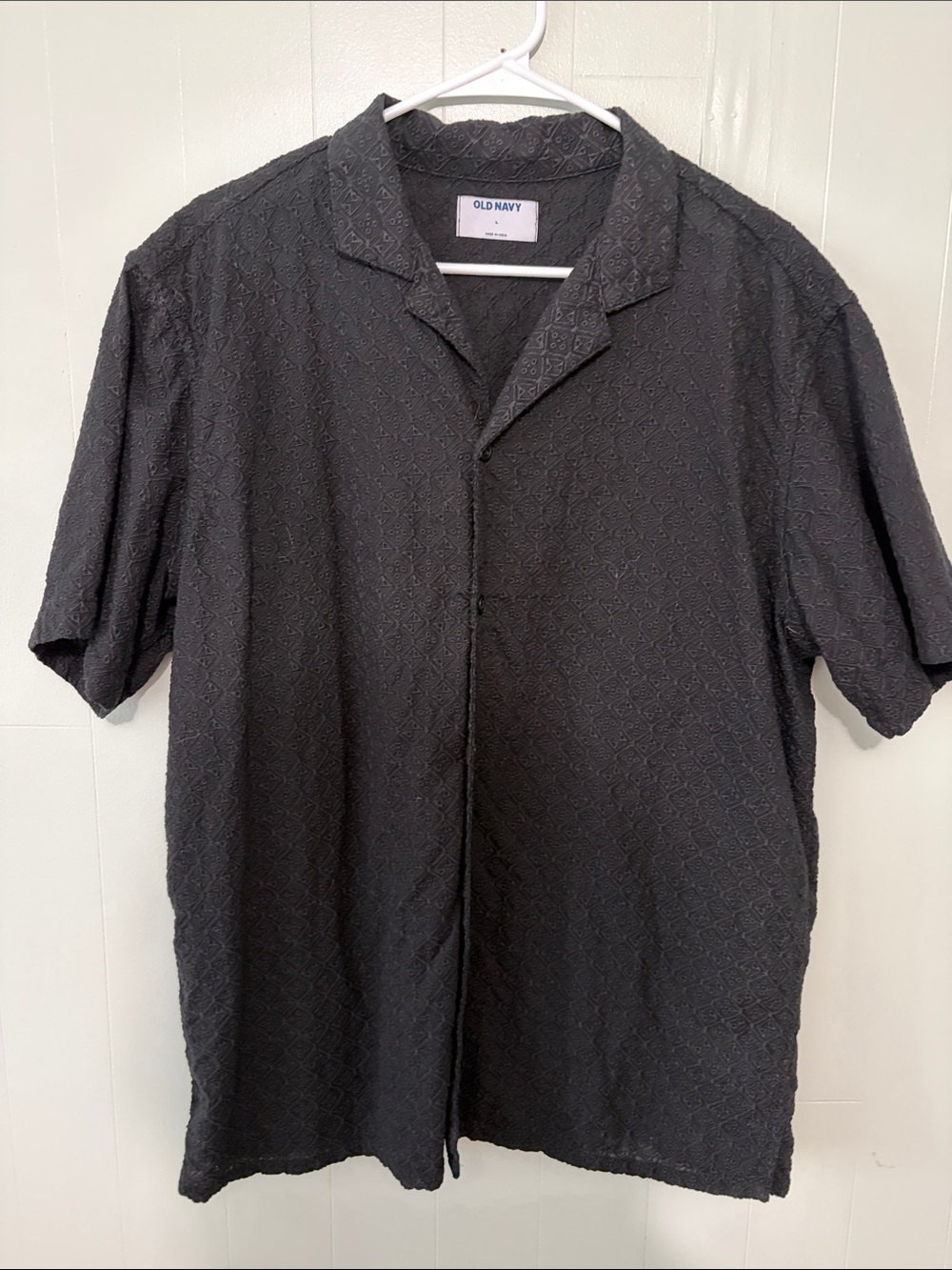 Old Navy Black Short-Sleeve Textured Camp Shirt